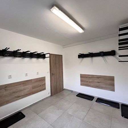 Krusnohorske Strane Apartment Loucna pod Klinovcem Exterior photo