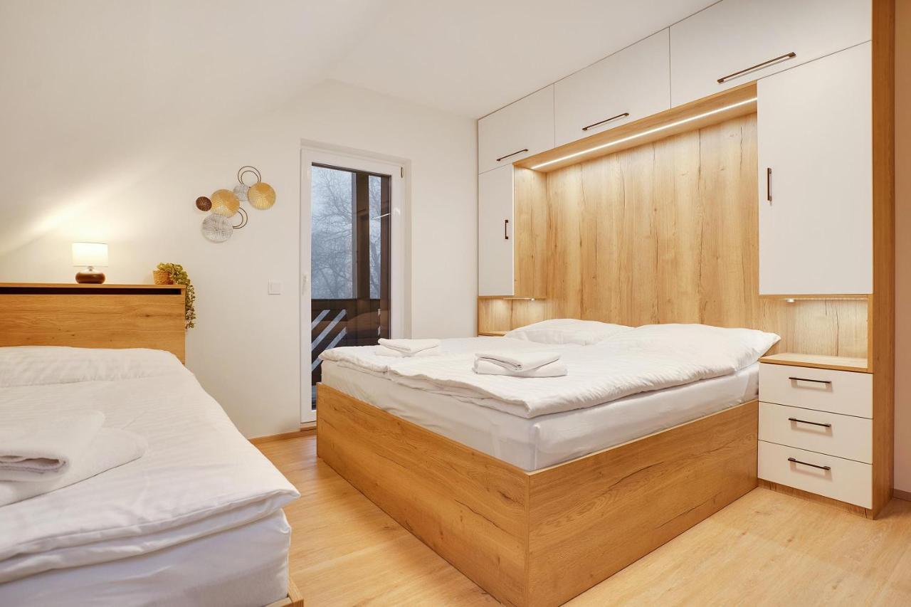 Krusnohorske Strane Apartment Loucna pod Klinovcem Exterior photo