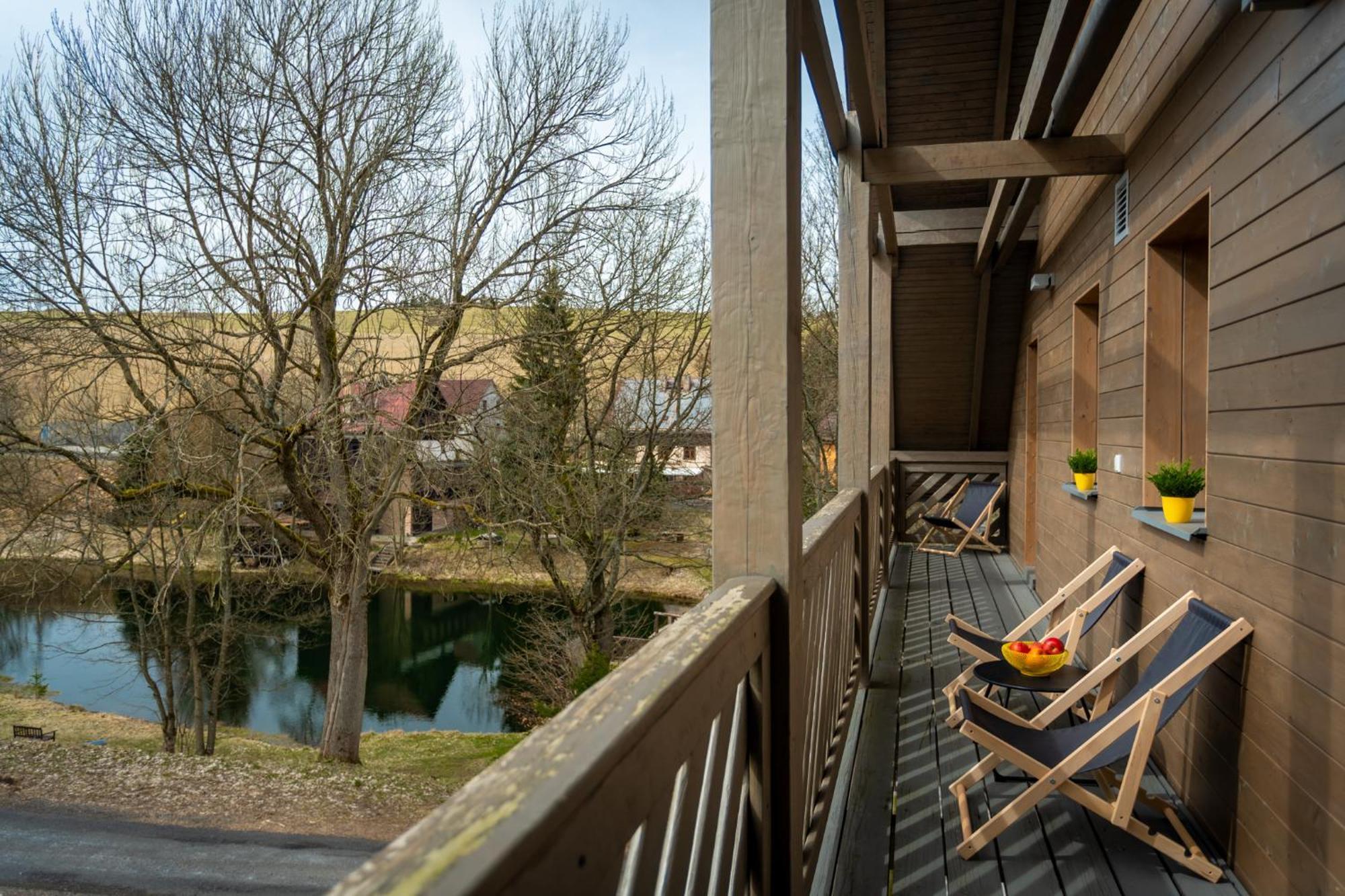 Krusnohorske Strane Apartment Loucna pod Klinovcem Room photo